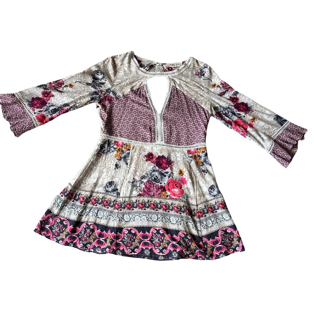 Molly Green ~ Anthropology Dress/Tunic with Bell Sleeve, Keyhole Mini Sundress